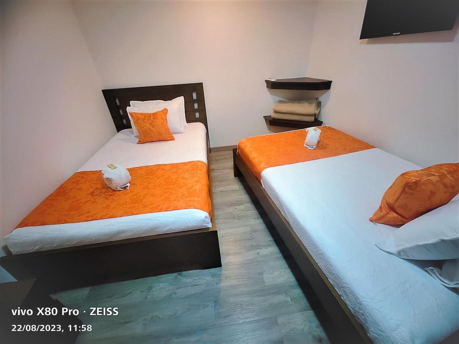 Hotel Kristal Ferial Bogota Exterior photo